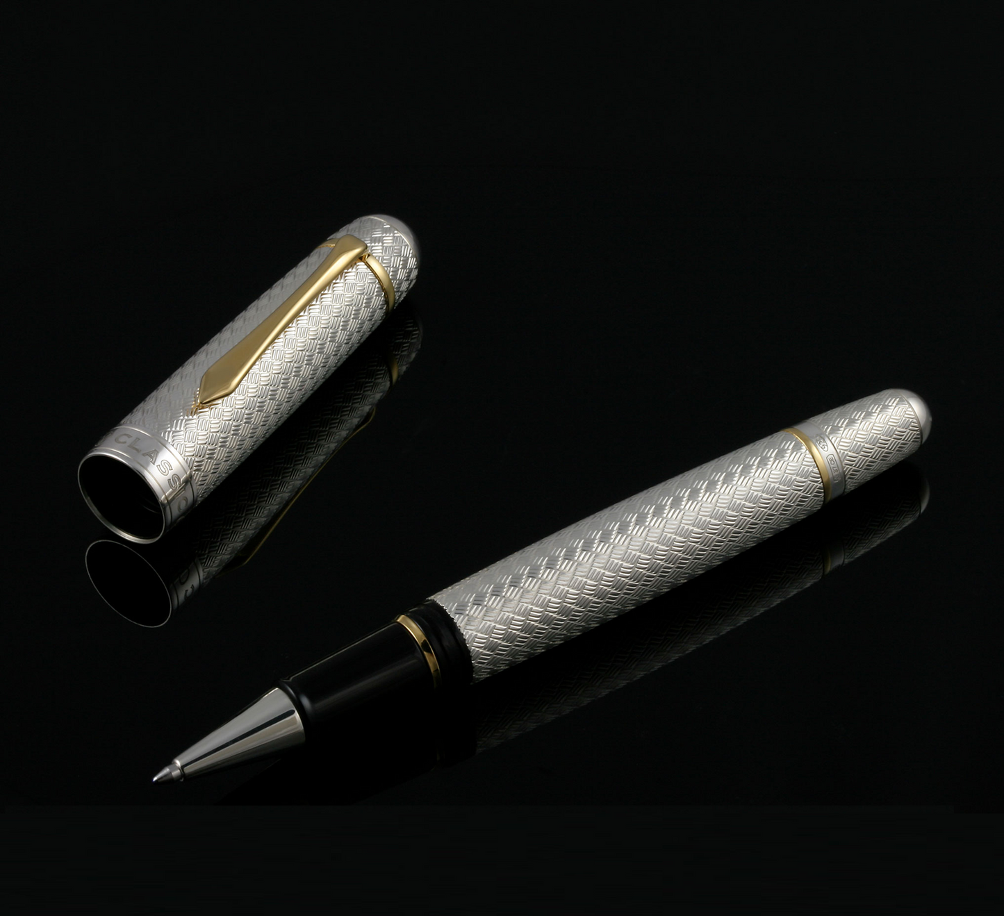 Classic Pens CP8 Murelli Vannerie rollerball pen, uncapped alternate view