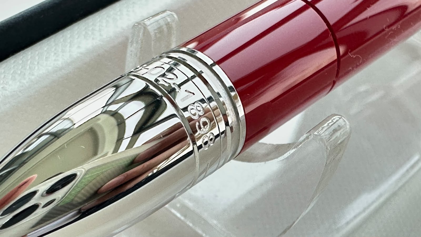 Engraved dates on the Montblanc Enzo Ferrari Special Edition pen cone