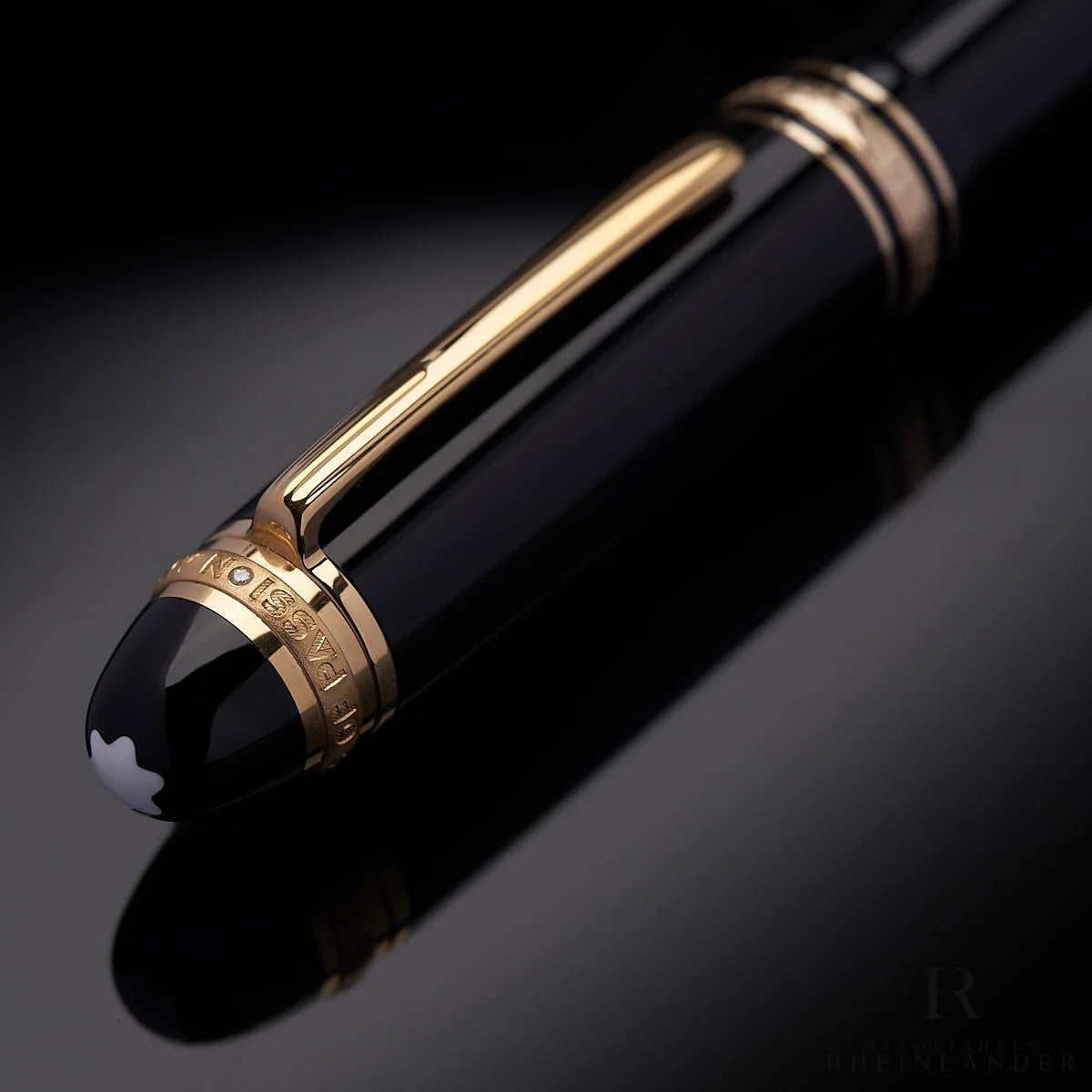 Montblanc Meisterstück 75th Anniversary No.149 — diamond-shaped clip detail in platinum